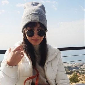 Meet your Posher, Viola